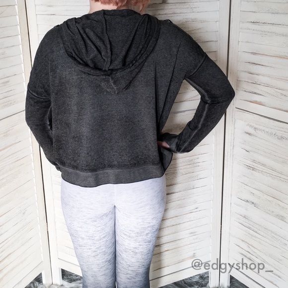 Threads 4 Thought | Hazel Cropped Hoodie - Picture 5 of 7